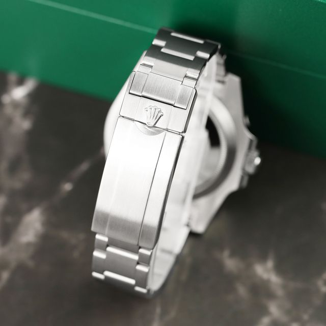 Rolex Submariner 114060 Image 3